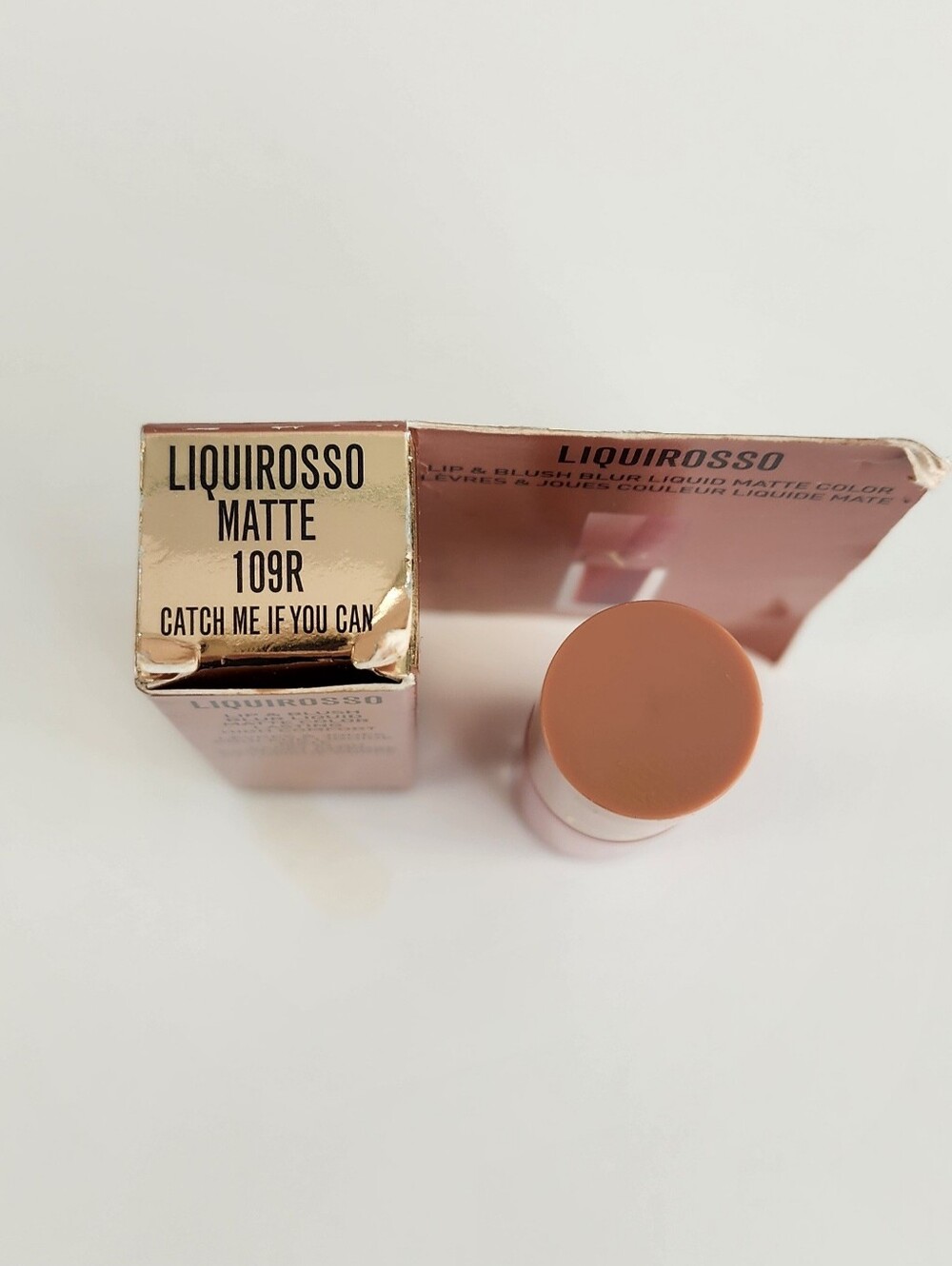 Valentino Liquirosso 2-in-1 Soft Matte Lip Blush #109R Warm Rose Luxury Makeup - Picture 2 of 3